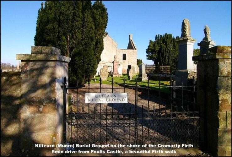 Foulis Castle Gate Lodge Evanton Exterior foto